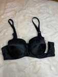 Biustonosz czarny w kwiaty bez push up aesthetic 70 A