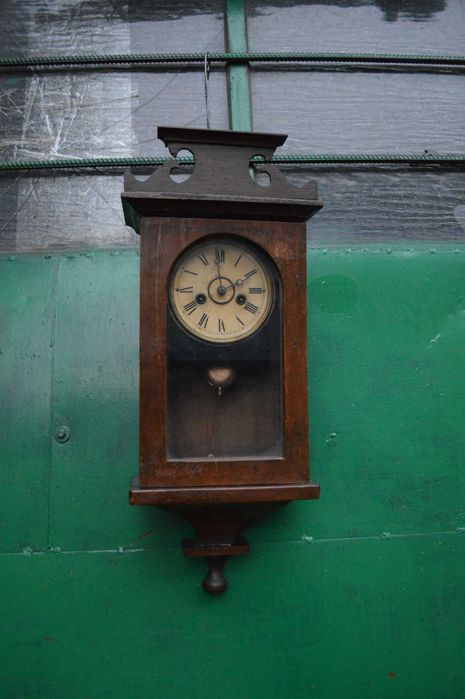 zegar ścienny stary wiszący wahadłowy antyk retro wysokosc 56 cm