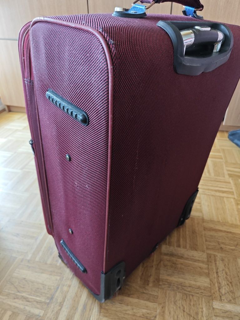 Walizka duża bordo