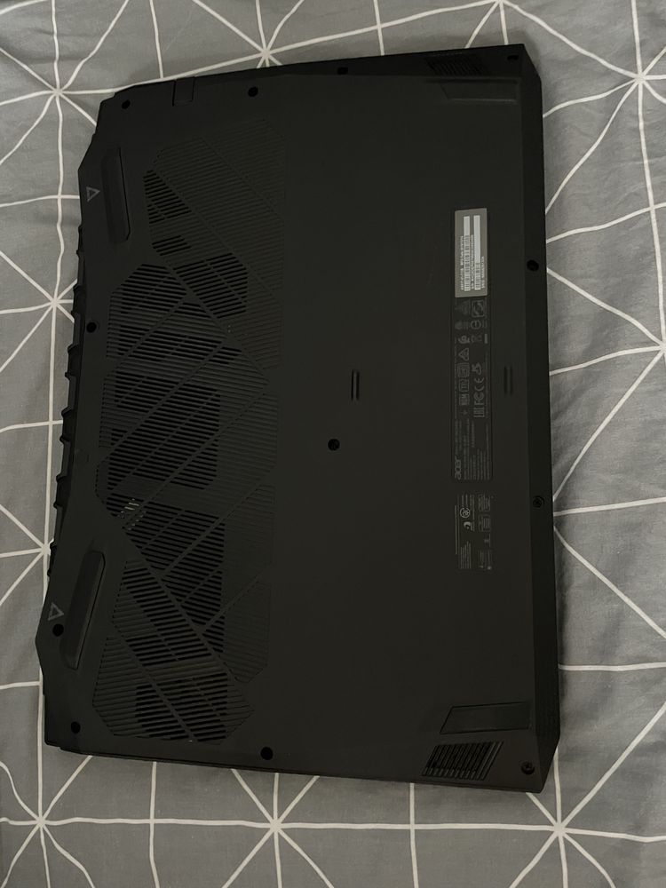 Laptop Acer AN517-51