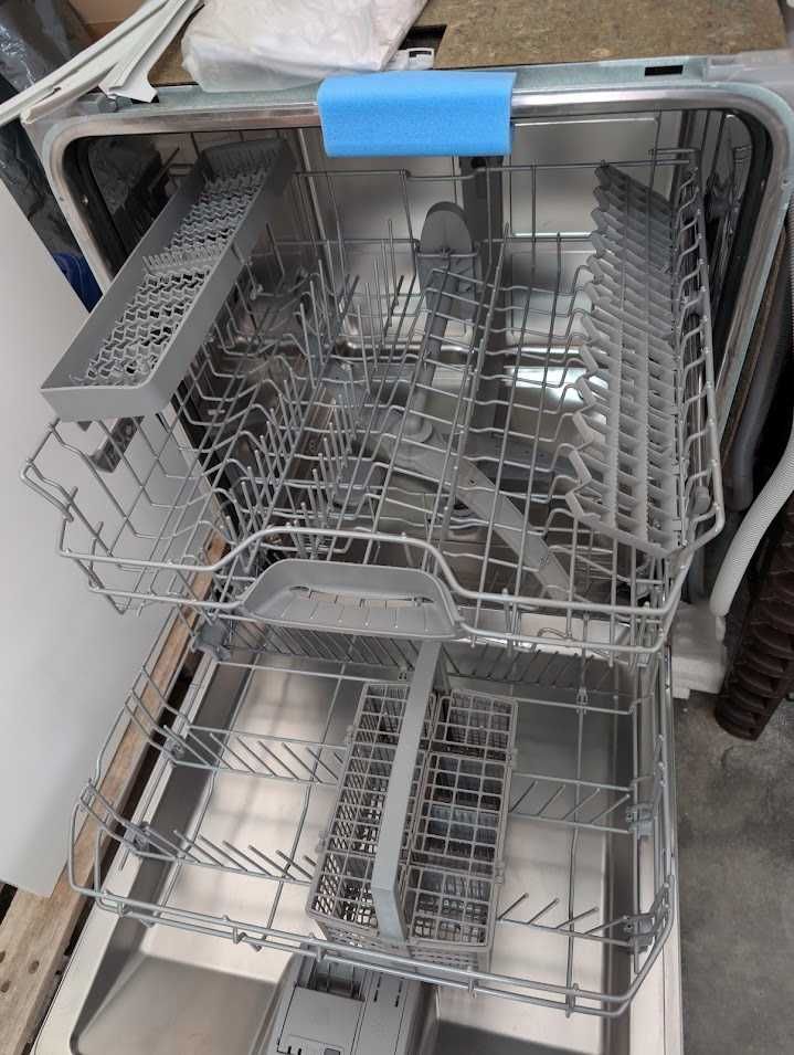 Máquina de Lavar Loiça Bosch Encastrável SMV51E40EU
