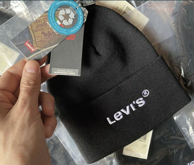 ОРИГІНАЛ шапки Marshall Artist, The North Face, Levis, Vans