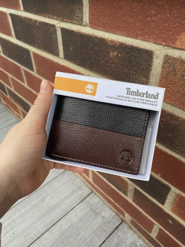 Timberland шкіряний гаманець портмане кошильок
Натуральна шкіра.
Новий