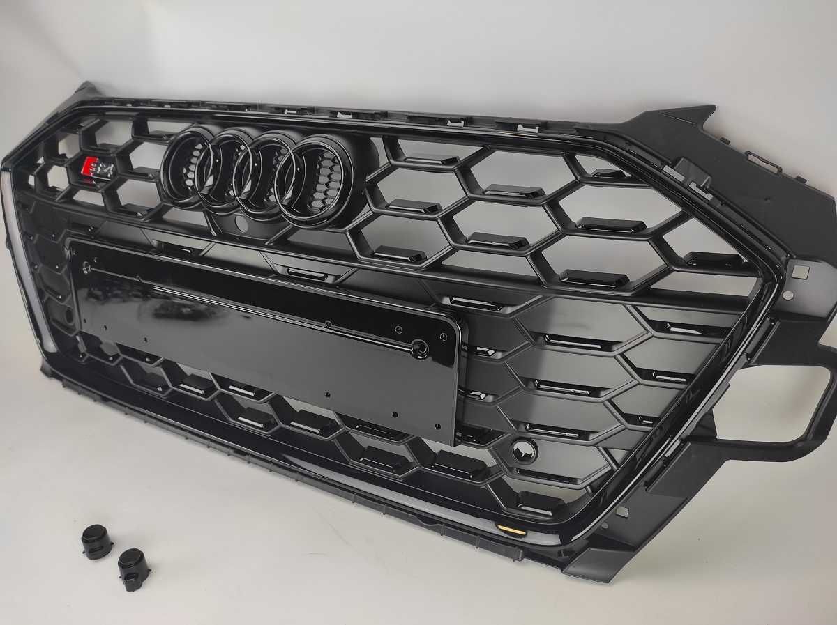Решітка радіатора Audi A4 B9 2020-2021 дизайн RS4 (чорний мат)