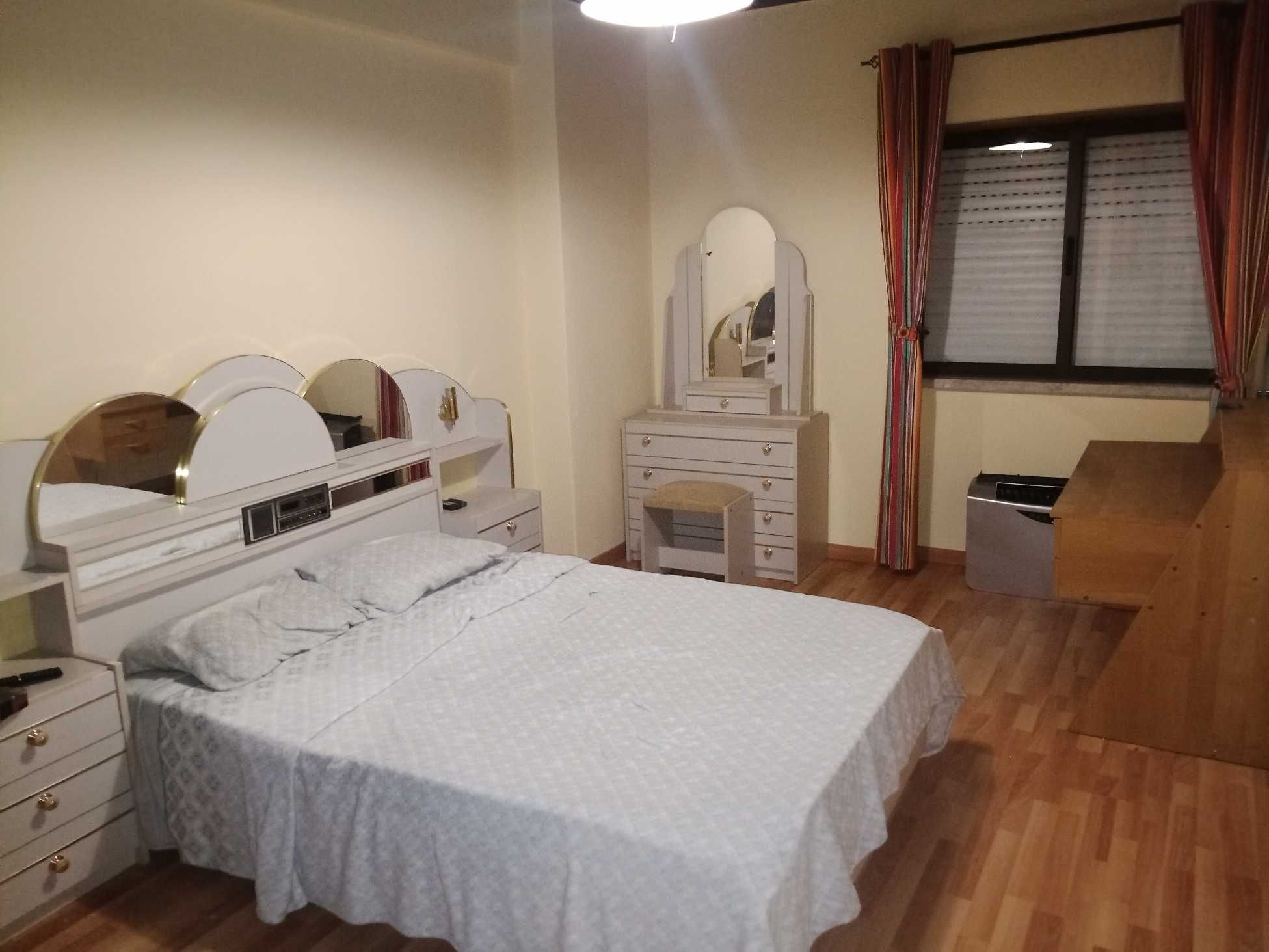 Apartamento T2 6 assoalhadas Centro Covilhã - Arrendamento