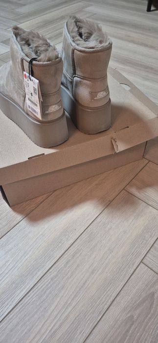 Super botk śniegowce
