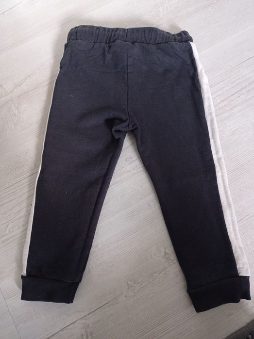 Spodnie dresowe 98 chłopiec