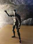 Spider-Man Symbiote – figurka CT Toys 1/12 (kopie MAFEX)