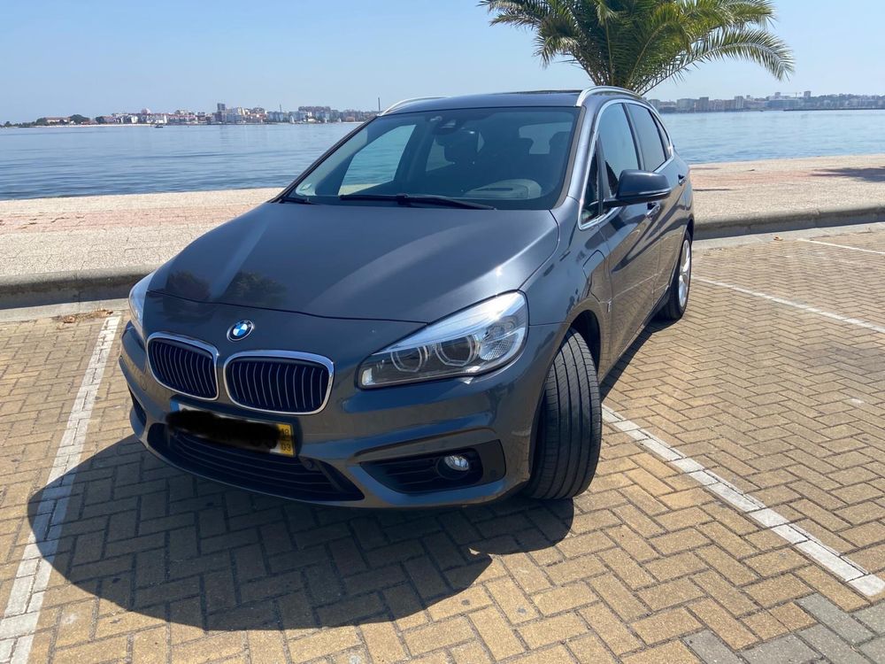 BMW 225Xe de 2018 com apenas 68.000 km