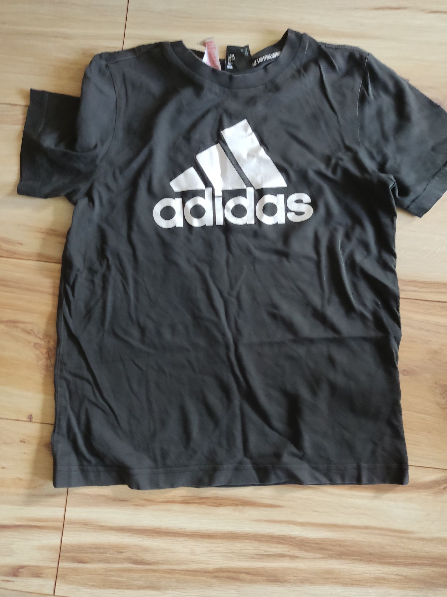 T-shirt adidas chłopięcy