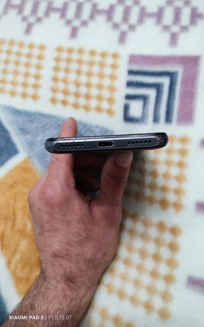 Cabot not 21 6/128 gb