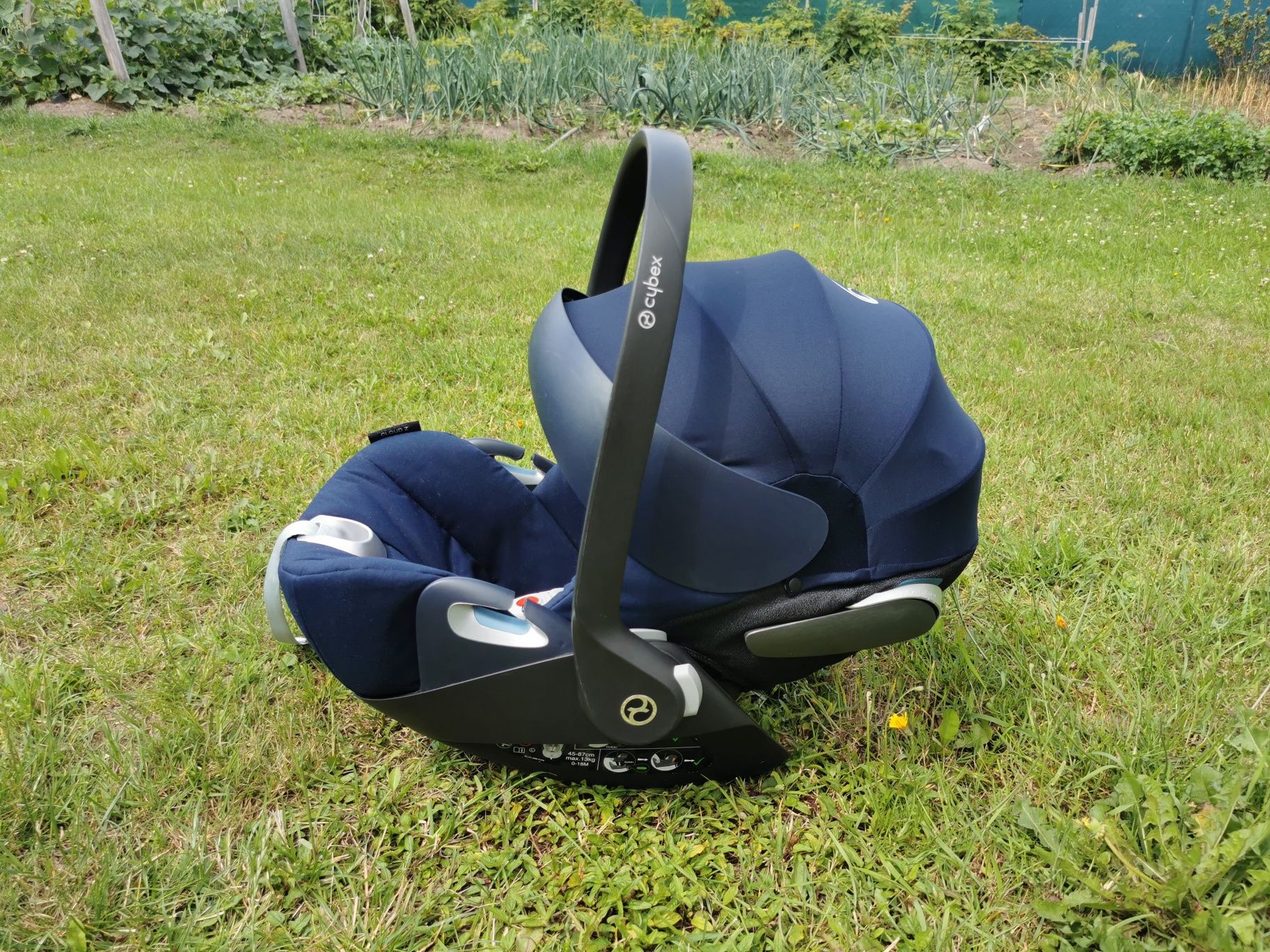 Cybex Cloud Z I-Size, Fotelik samochodowy 0-13 kg nosidełko niemowlęce