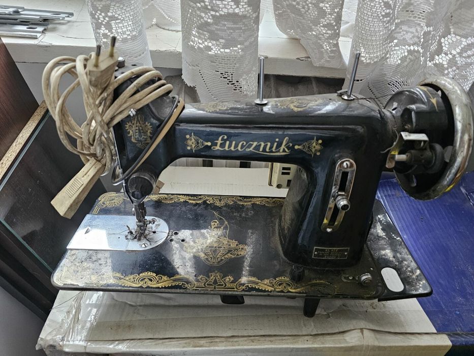 Maszyna do szycia ŁUCZNIK