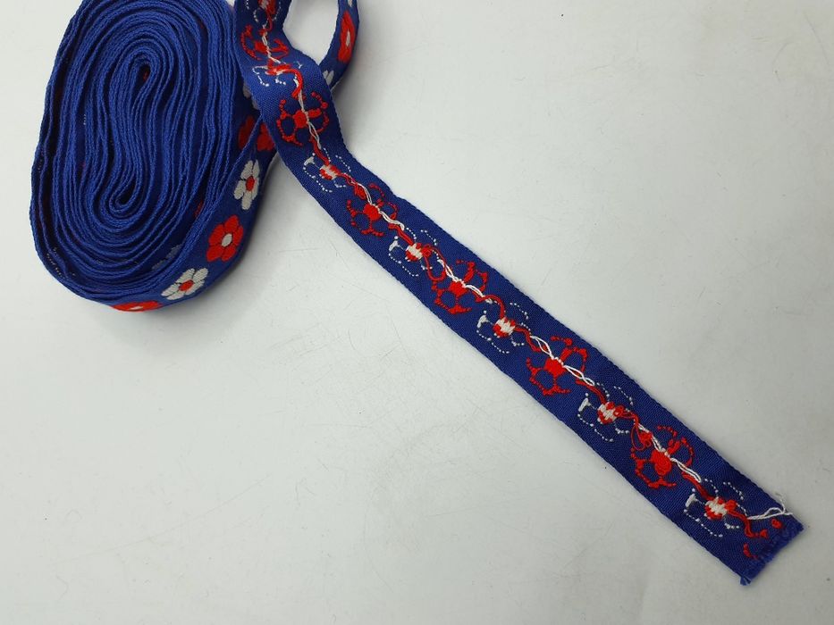 Tasiemka ozdobna kupon 3,90 m.x 2 cm.