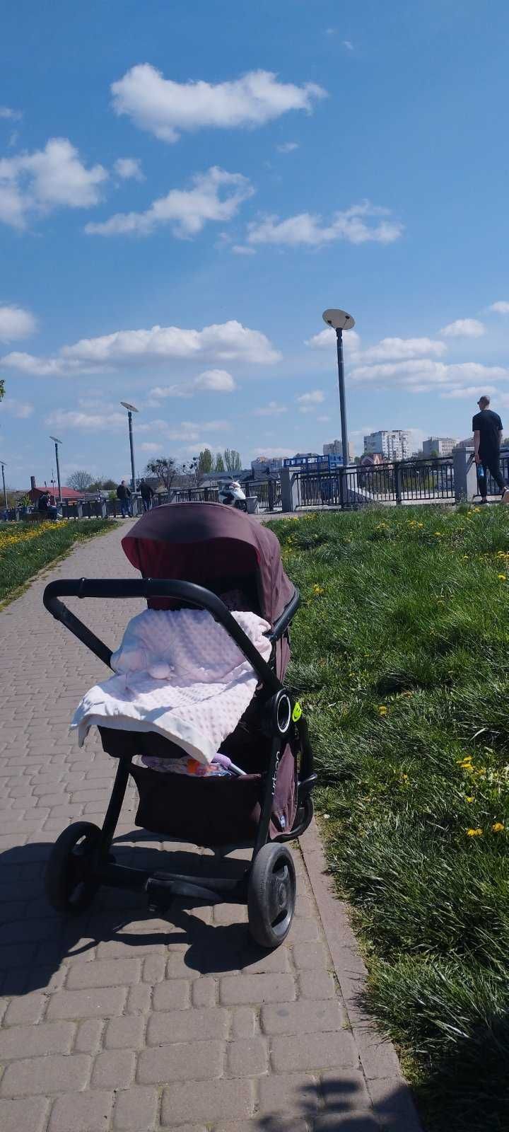 Продам коляску Chicco Urban