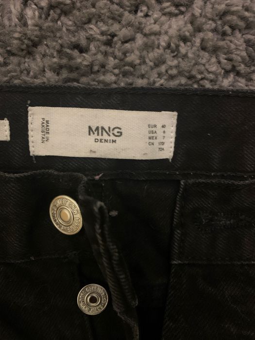 Джинси жіночі MANGO