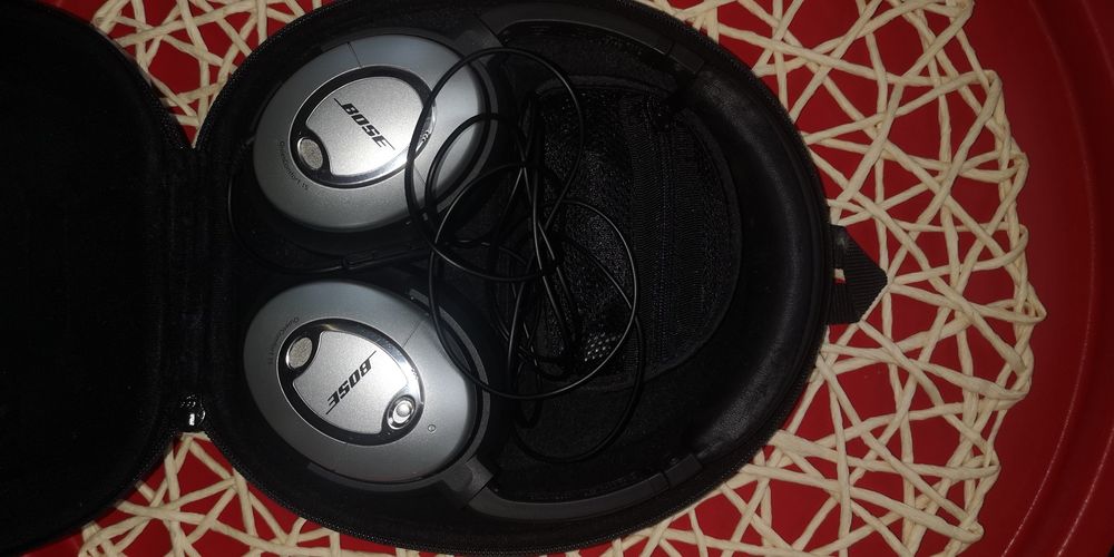 Słuchawki noise cancelling Bose Quiet Comfort 15