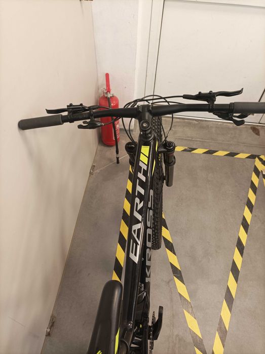 Rower MTB XC Kross Earth 3.0 Outlet