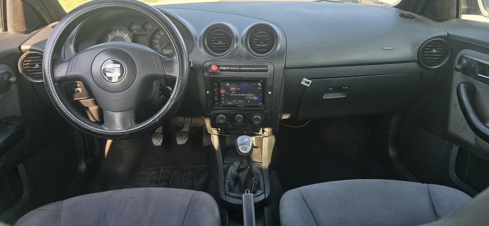 Seat Córdoba 1.4Tdi - 75cv