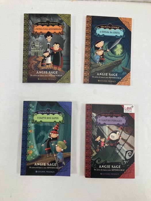 4 Livros Araminta Spookie
