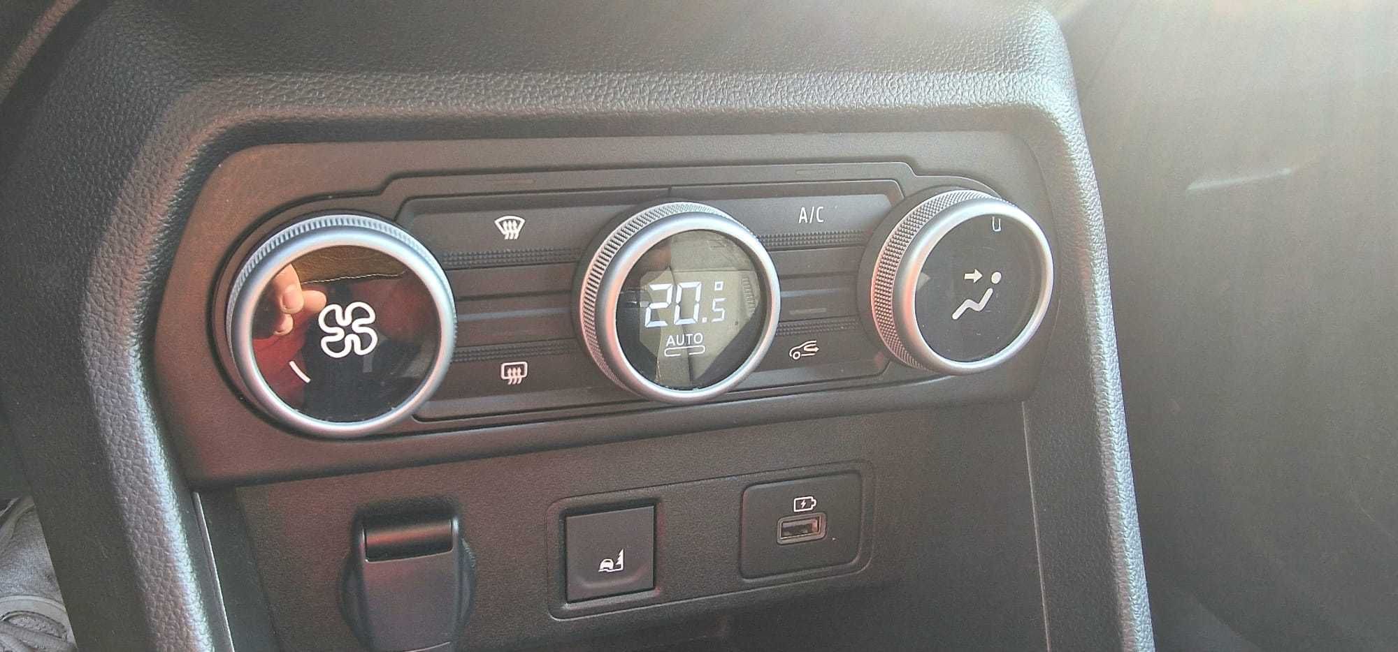 Dacia Jogger Extreme + (7 lugares) - 49000 KM