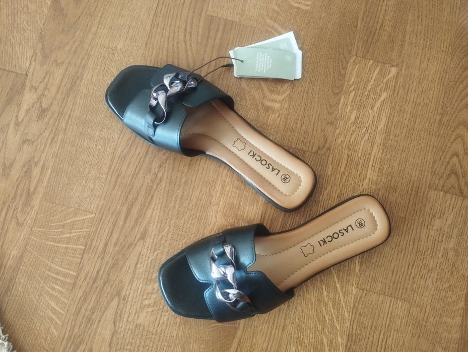 Польські чорні стильні шкіряні шльопанці Lasocki розмір 38 на 25.5см