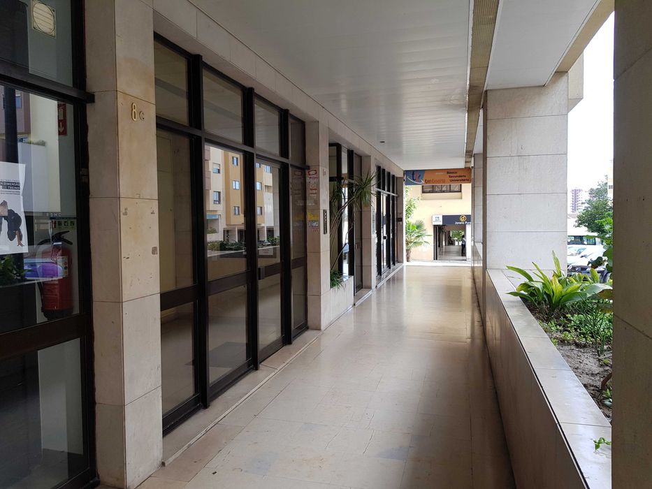 Armazem / Arrecadação em Carnide com 18m2