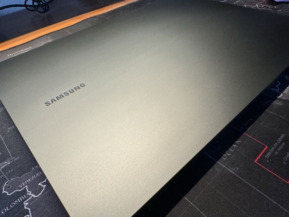 Samsung Galaxy Book 3 Pro 16" | 1TB SSD | 16GB RAM | Como Novo