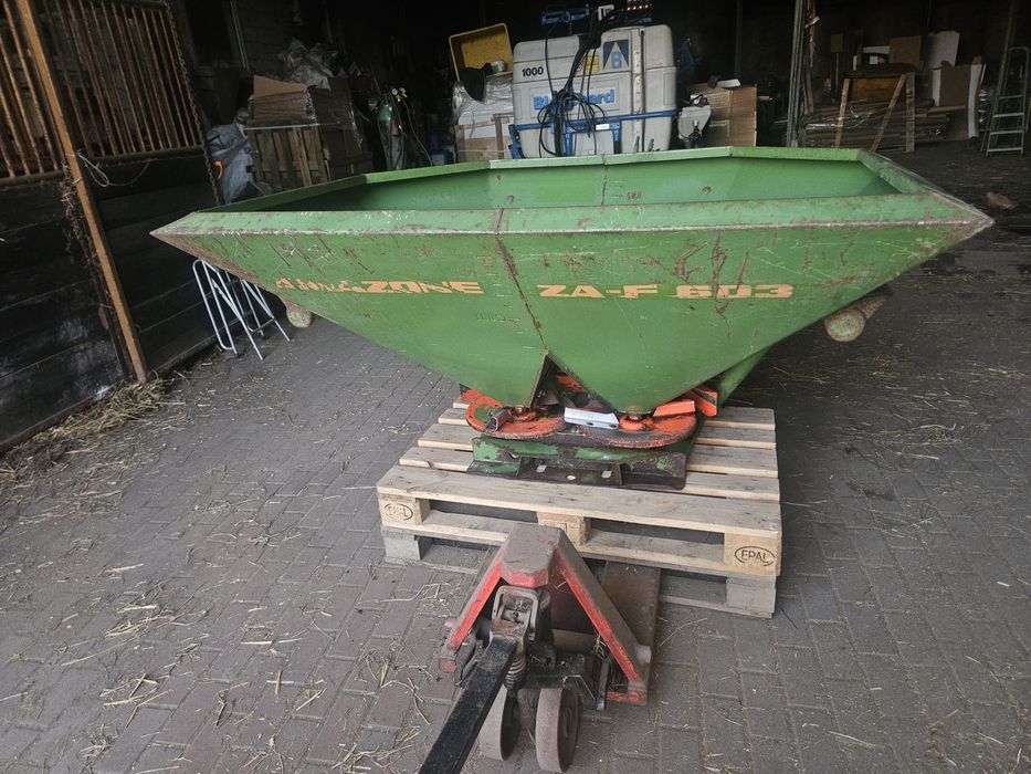 Rozsiewacz Amazone za-f 603 opryskiwacz przetrzasarka lejek