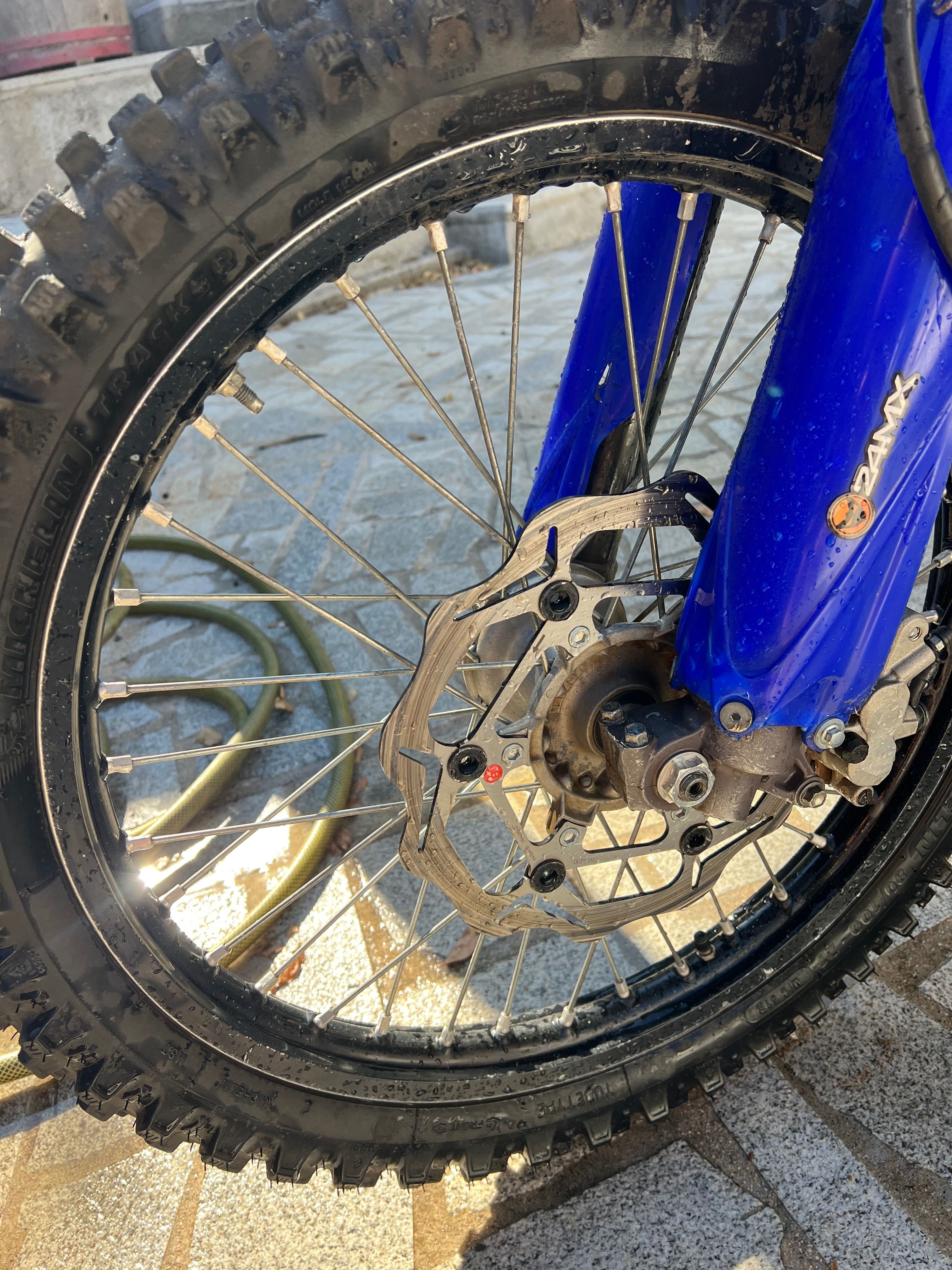 YAMAHA YZF 450 anos 2012