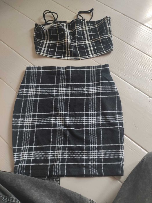 Sprzedam komplet - top i spudniczkę