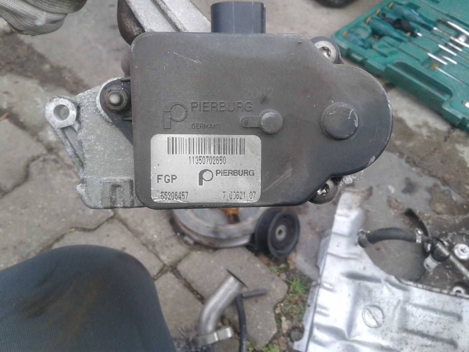 Opel Vectra C F Lift Signum A Silnik 1.9 CDti 150KM Alternator Głowica