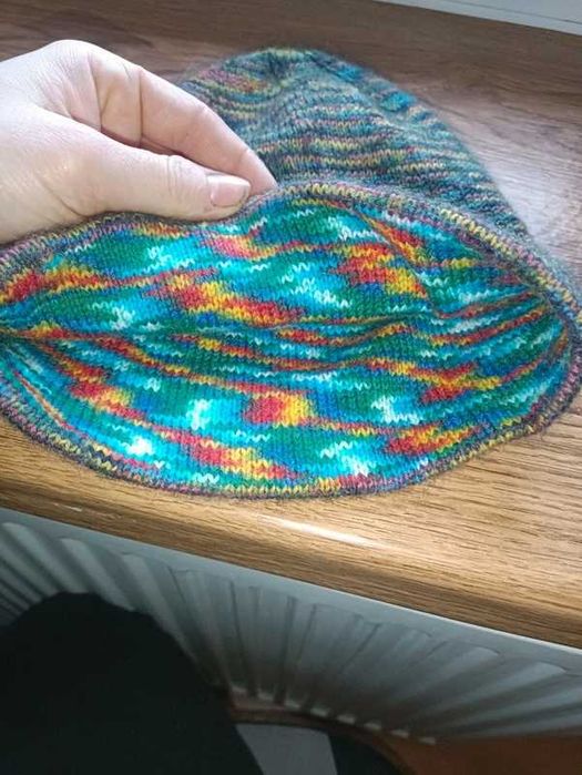 Czapka na drutach wełna kolorowa, dwustronna