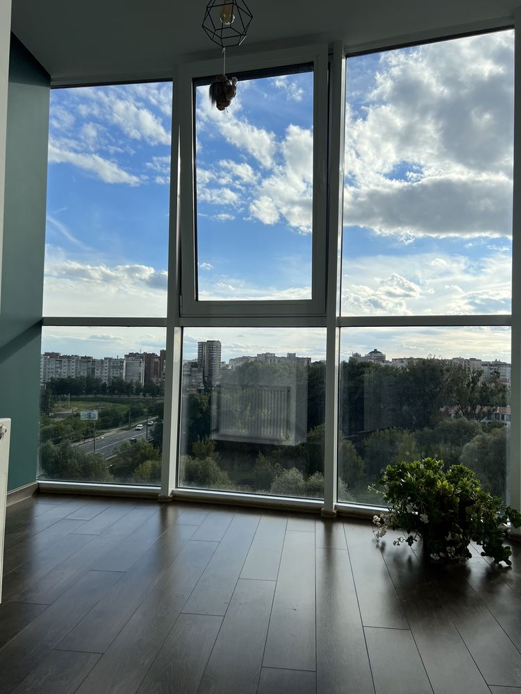 1.5 кв Центер, Оазис