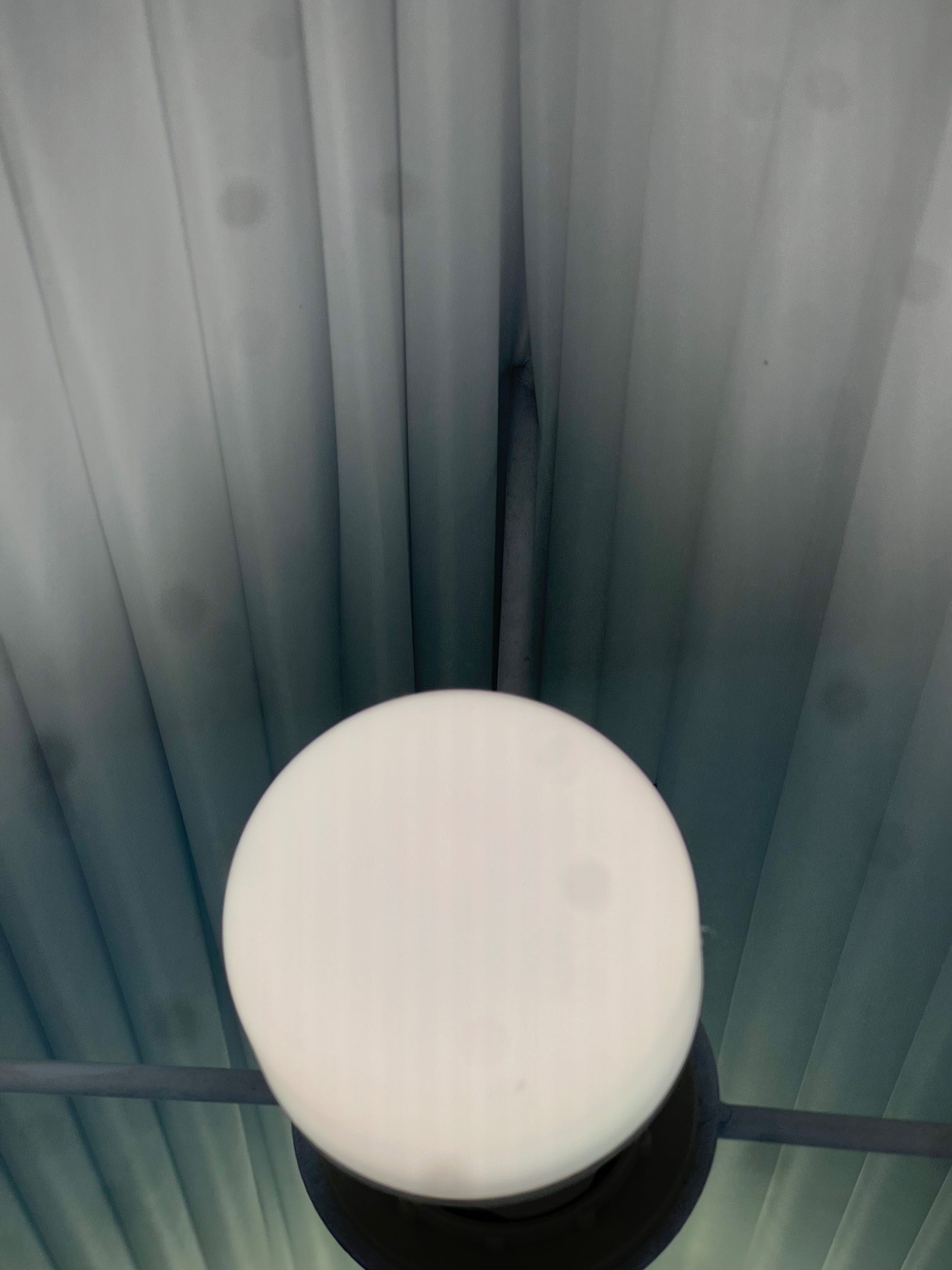 LIFX Color A19 + Candle E12 – żarówki smart, Wi-Fi, sprawne