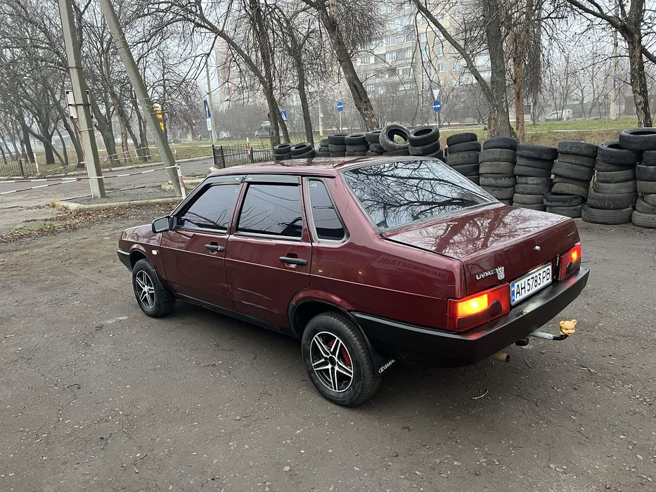 Продам отличную машину на полном ходу