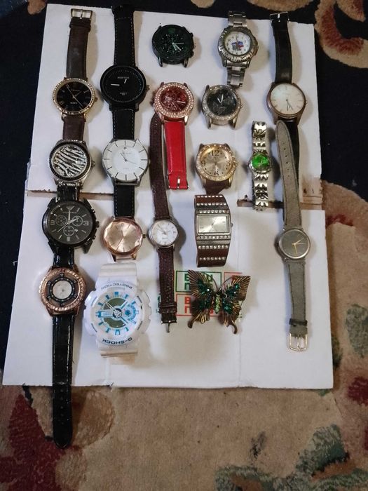 Продаются часы на запчасти или на восстановления