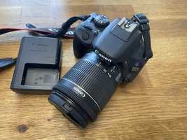 Máquina Fotográfica Canon EOS 100D