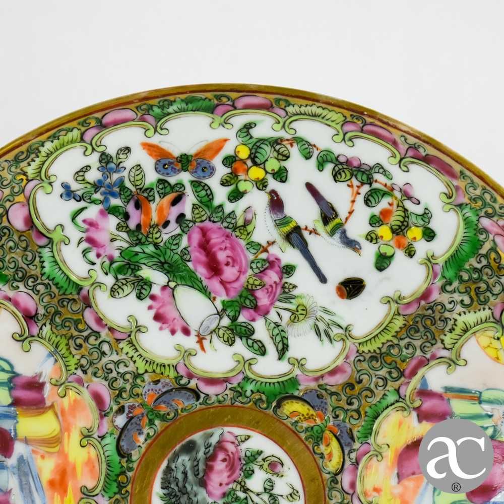 Prato em Porcelana da China decoração Mandarim, séc. XIX