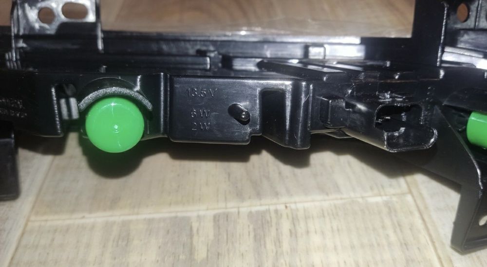 Денні ходові вогні на Renault Fluence 2014->2016