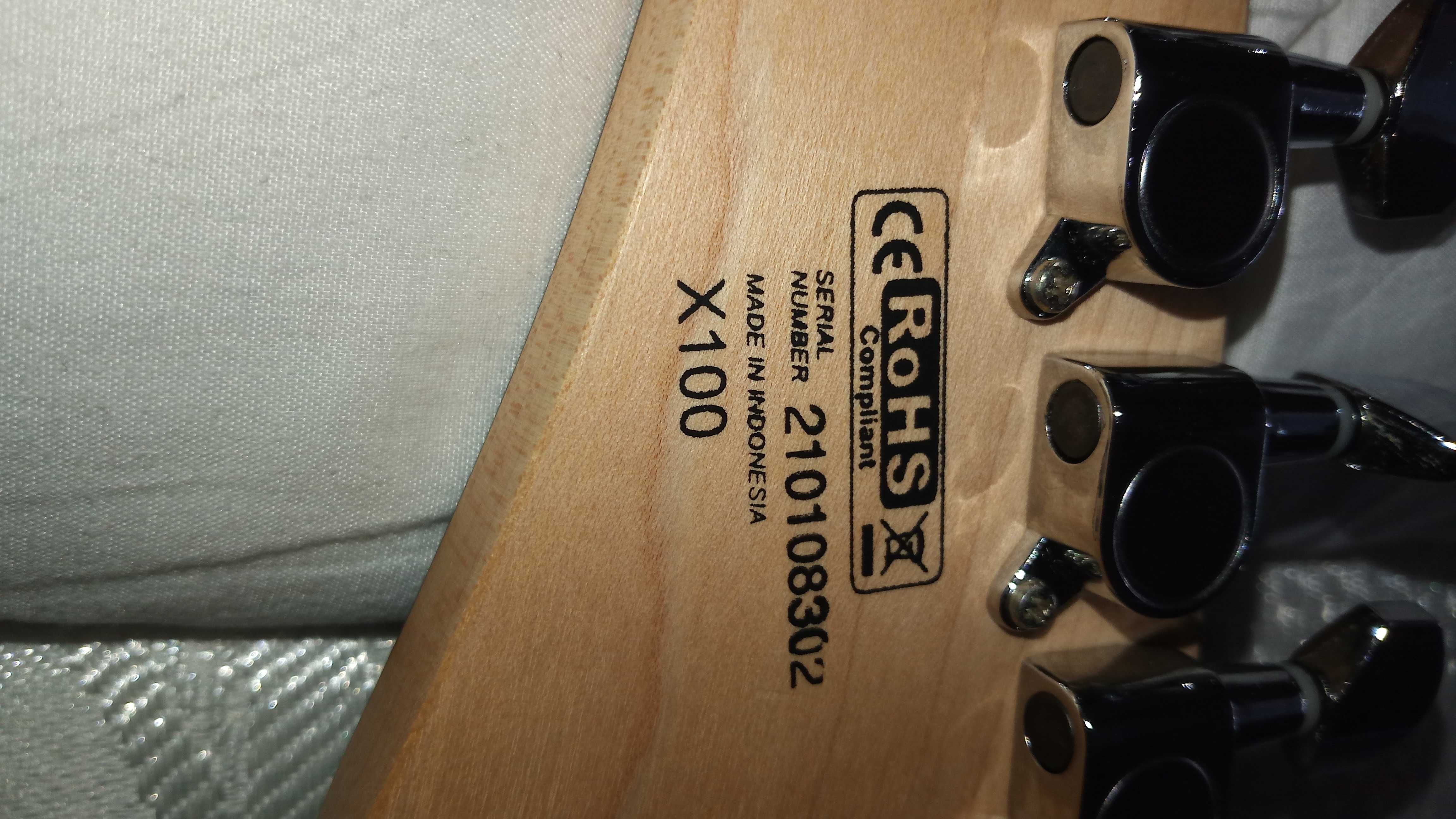Електрогітара CORT X100