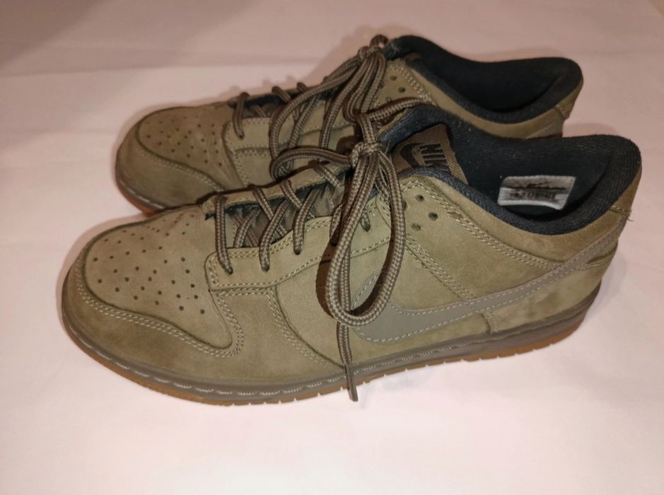 Nike adidasy  skóra zielone  oliwkowe khaki  roz EUR 40, UK 6