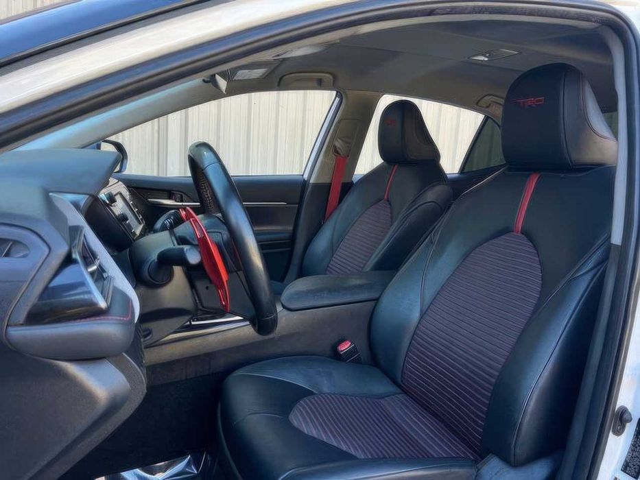 Toyota Camry TRD      2020