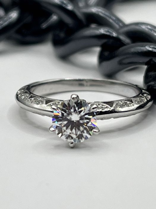 Кольцо серебряное с муассанитом, срібло, каблучка, кільце, серебро топ