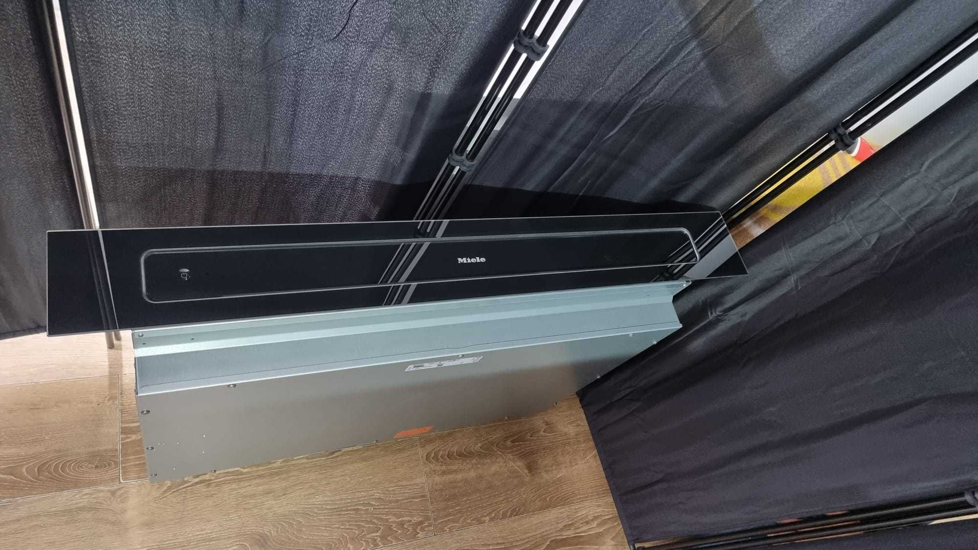 Okap nablatowy, Wyciąg Downdraft Miele DAD4840 Black Levantar.Jak nowy