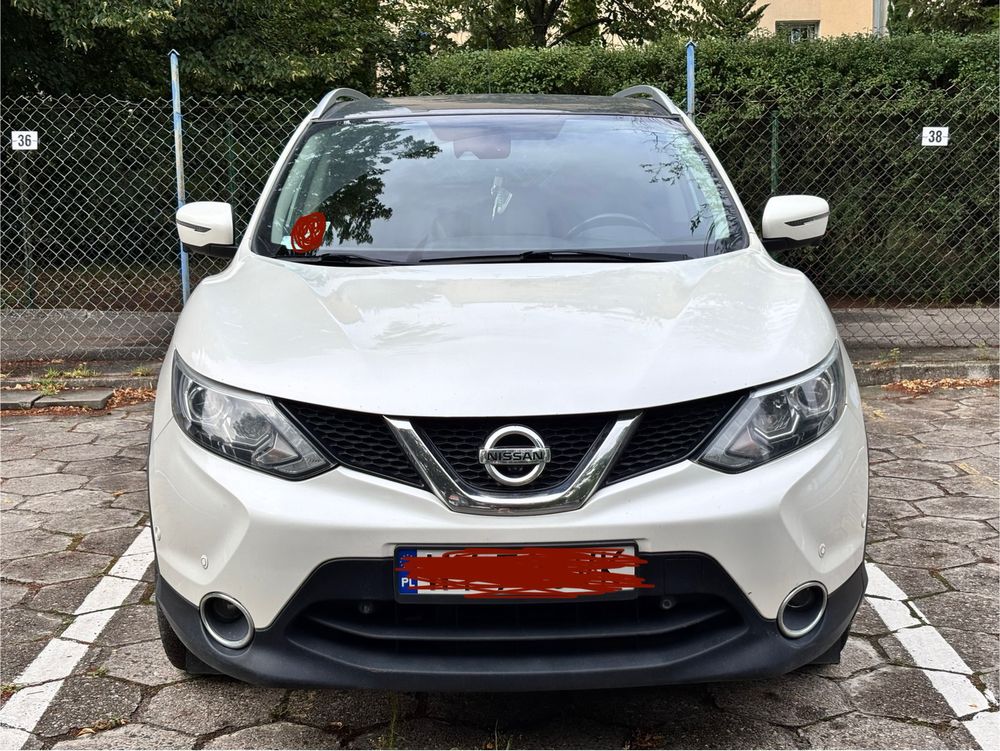 Samochód Nissan Qashqai 2015r.