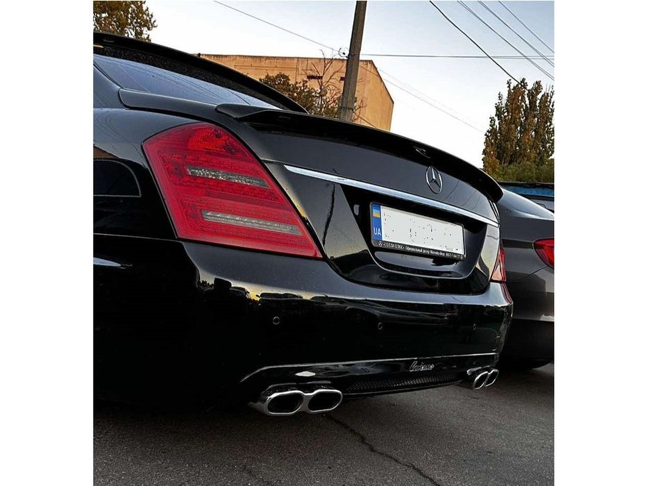 Mercedes W221/W212/W204 Насадки на глушитель AMG S65