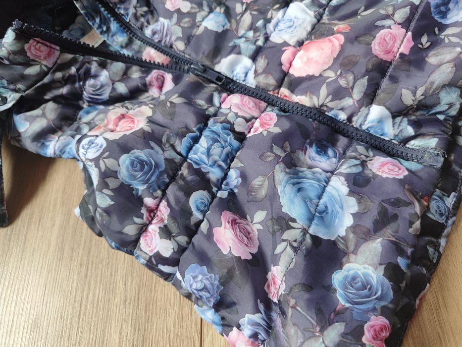 Bezrękawnik kamizelka dla dziewczynki wzór na wiosnę wiosenna h&M 92