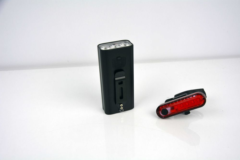 BIKIL zestaw świateł rowerowych przednich i tylnych