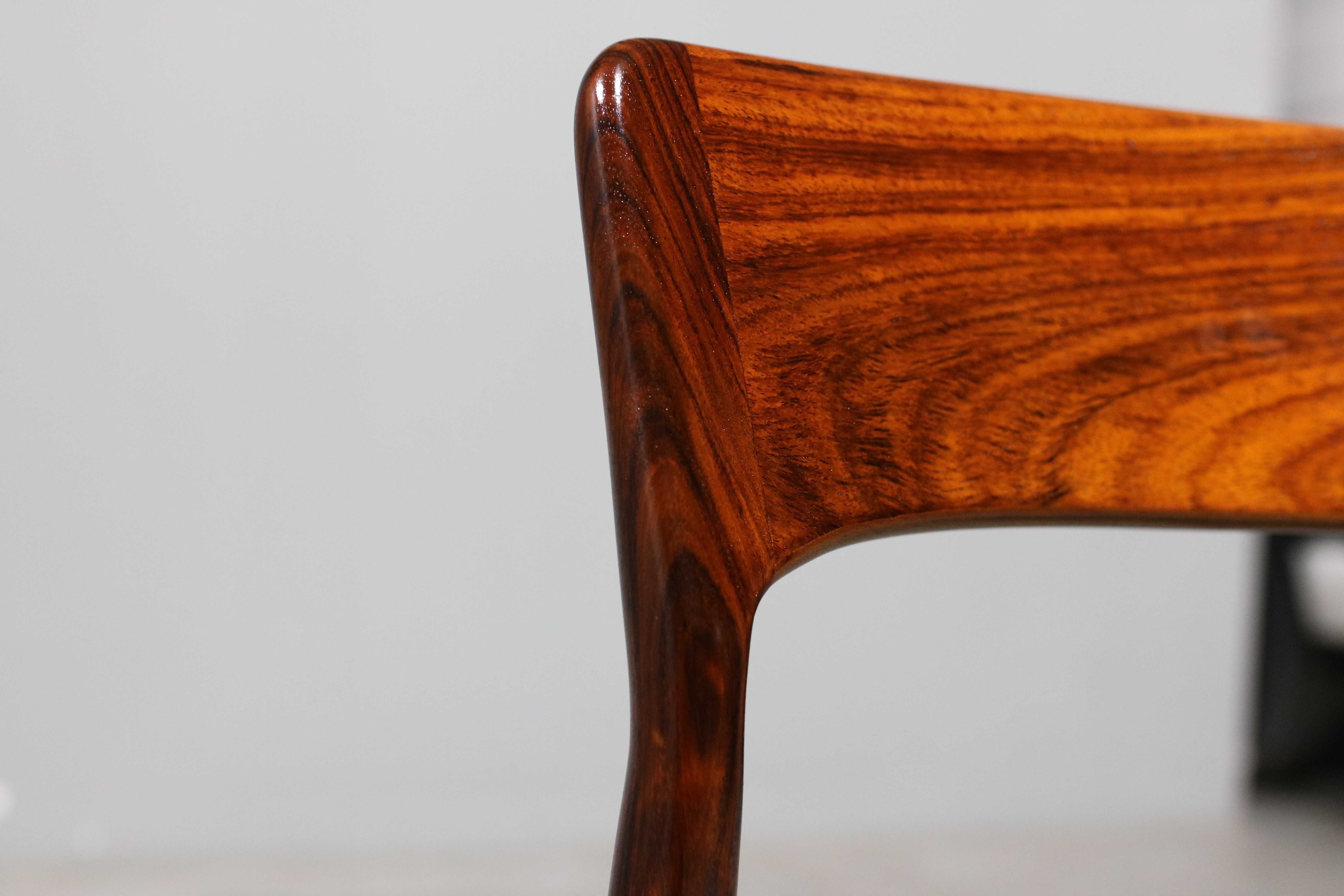 Conjunto de 6 cadeiras Henning Kjaernulf em pau santo | Design Nórdico